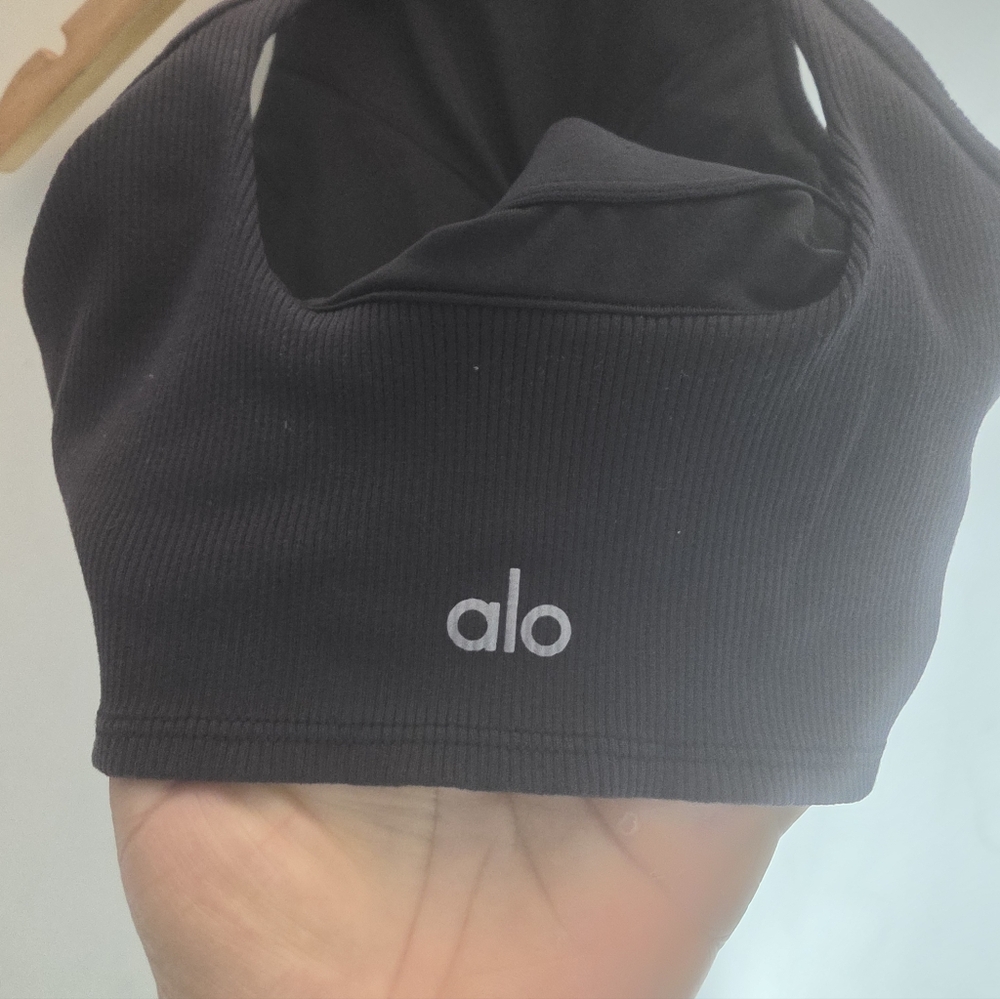 Alo Yoga airlift Tank Top Bra - Picture 3 of 4